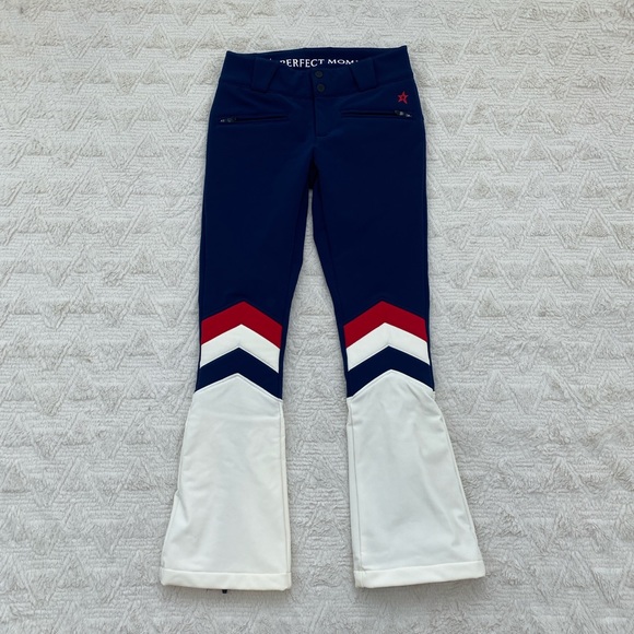 Perfect Moment Pants - Worn once Perfect Moment navy Chevron knee ski pants